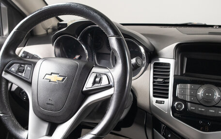 Chevrolet Cruze II, 2011 год, 719 000 рублей, 9 фотография