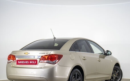 Chevrolet Cruze II, 2011 год, 719 000 рублей, 5 фотография