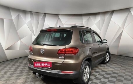 Volkswagen Tiguan I, 2015 год, 1 475 000 рублей, 2 фотография