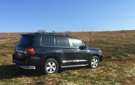 Toyota Land Cruiser 200, 2013 год, 4 985 000 рублей, 1 фотография