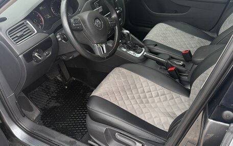 Volkswagen Jetta VI, 2012 год, 1 420 000 рублей, 9 фотография