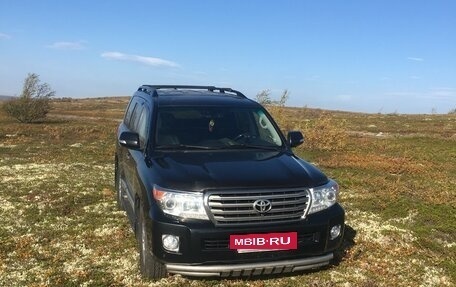 Toyota Land Cruiser 200, 2013 год, 4 985 000 рублей, 7 фотография