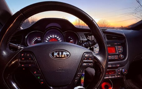 KIA cee'd III, 2012 год, 850 000 рублей, 16 фотография