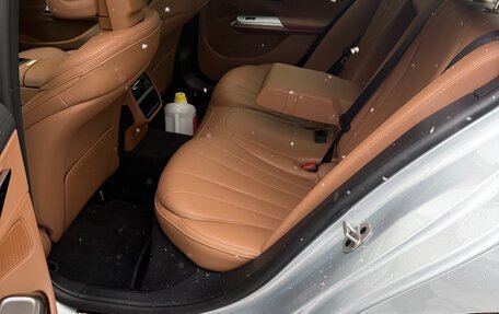 Mercedes-Benz E-Класс, 2024 год, 2 000 000 рублей, 13 фотография