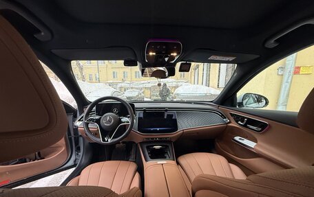 Mercedes-Benz E-Класс, 2024 год, 2 000 000 рублей, 11 фотография