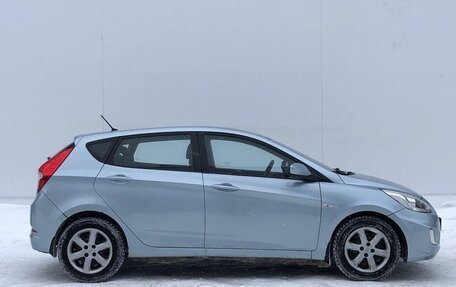 Hyundai Solaris II рестайлинг, 2012 год, 640 000 рублей, 4 фотография