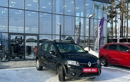 Renault Sandero II рестайлинг, 2016 год, 894 000 рублей, 7 фотография