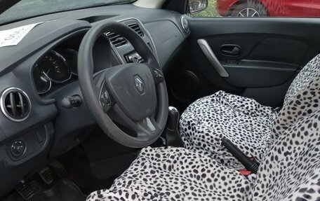 Renault Sandero II рестайлинг, 2016 год, 894 000 рублей, 17 фотография