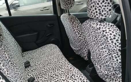 Renault Sandero II рестайлинг, 2016 год, 894 000 рублей, 18 фотография