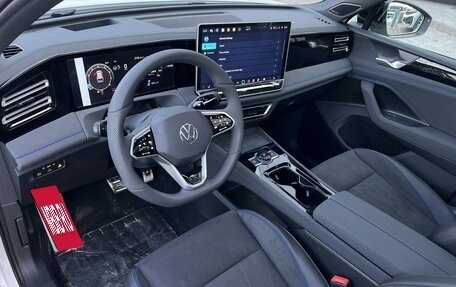 Volkswagen Tiguan, 2025 год, 4 990 000 рублей, 7 фотография