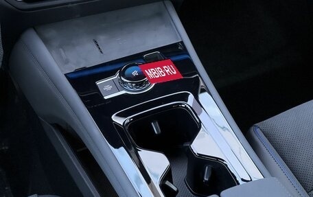 Volkswagen Tiguan, 2025 год, 4 990 000 рублей, 23 фотография