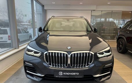 BMW X5, 2019 год, 5 990 000 рублей, 2 фотография