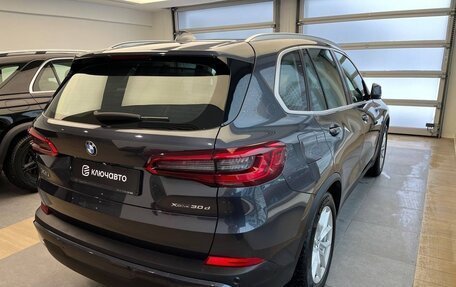 BMW X5, 2019 год, 5 990 000 рублей, 4 фотография