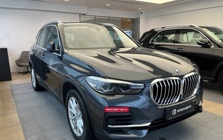 BMW X5, 2019 год, 5 990 000 рублей, 3 фотография