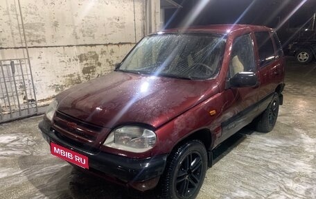 Chevrolet Niva I рестайлинг, 2003 год, 260 000 рублей, 1 фотография