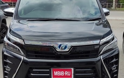 Toyota Voxy III, 2019 год, 2 200 000 рублей, 1 фотография