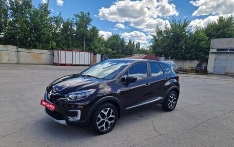 Renault Kaptur I рестайлинг, 2017 год, 1 570 000 рублей, 1 фотография