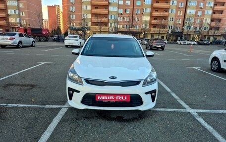 KIA Rio IV, 2018 год, 1 050 000 рублей, 1 фотография