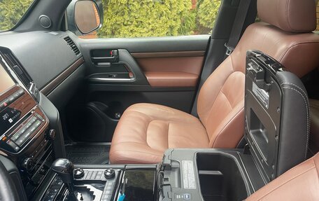 Toyota Land Cruiser 200, 2016 год, 4 750 000 рублей, 8 фотография