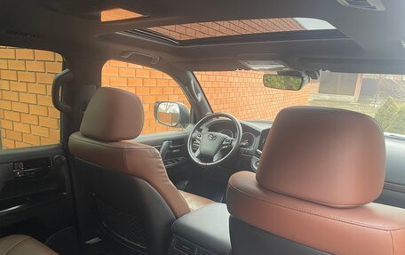 Toyota Land Cruiser 200, 2016 год, 4 750 000 рублей, 10 фотография