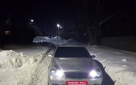 Mercedes-Benz C-Класс, 2002 год, 415 000 рублей, 4 фотография