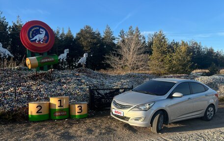 Hyundai Solaris II рестайлинг, 2015 год, 995 000 рублей, 5 фотография