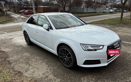 Audi A4, 2019 год, 2 770 000 рублей, 3 фотография