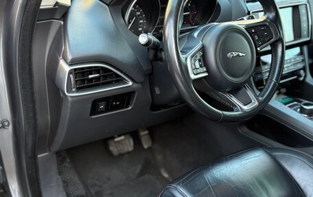 Jaguar F-Pace, 2017 год, 2 700 000 рублей, 10 фотография