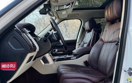 Land Rover Range Rover IV рестайлинг, 2015 год, 5 400 000 рублей, 17 фотография