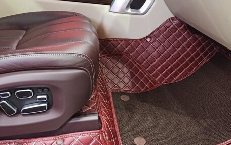 Land Rover Range Rover IV рестайлинг, 2015 год, 5 400 000 рублей, 39 фотография