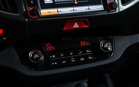 KIA Sportage III, 2010 год, 1 300 000 рублей, 24 фотография