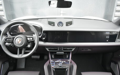 Porsche Cayenne III, 2025 год, 18 850 000 рублей, 12 фотография