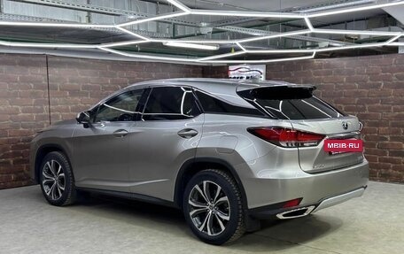 Lexus RX IV рестайлинг, 2021 год, 4 890 000 рублей, 4 фотография