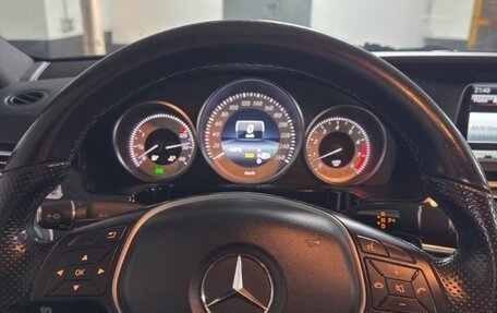 Mercedes-Benz E-Класс, 2013 год, 1 999 000 рублей, 15 фотография