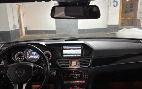 Mercedes-Benz E-Класс, 2013 год, 1 999 000 рублей, 9 фотография