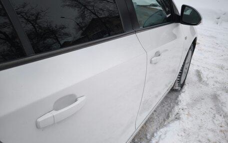 Chevrolet Cruze II, 2011 год, 600 000 рублей, 5 фотография