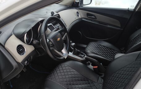 Chevrolet Cruze II, 2011 год, 600 000 рублей, 12 фотография