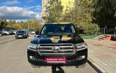 Toyota Land Cruiser 200, 2016 год, 5 500 000 рублей, 2 фотография