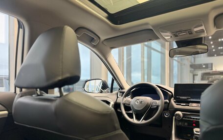 Toyota RAV4, 2025 год, 4 299 000 рублей, 27 фотография