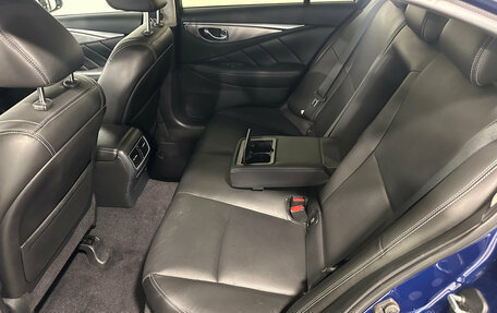 Infiniti Q50 I рестайлинг, 2017 год, 2 169 000 рублей, 12 фотография