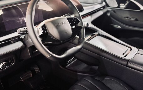 CheryExeed TXL, 2024 год, 4 290 000 рублей, 4 фотография