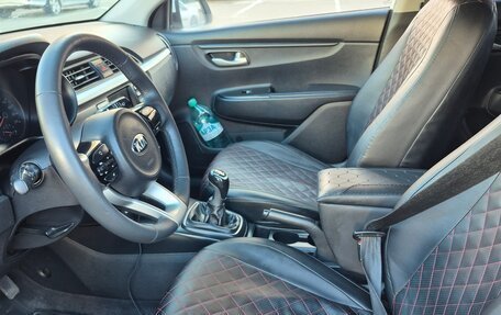 KIA Rio IV, 2018 год, 1 050 000 рублей, 14 фотография