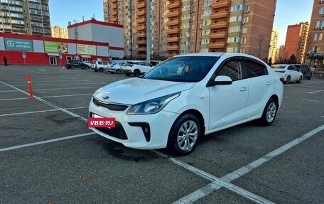 KIA Rio IV, 2018 год, 1 050 000 рублей, 3 фотография