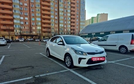 KIA Rio IV, 2018 год, 1 050 000 рублей, 25 фотография
