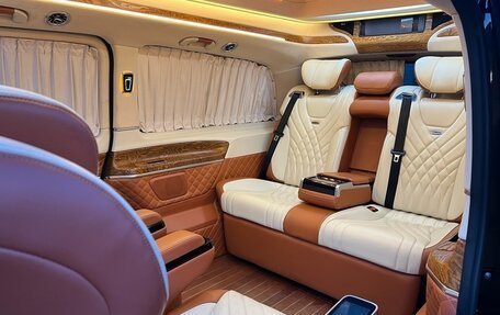 Mercedes-Benz V-Класс, 2020 год, 9 650 000 рублей, 22 фотография