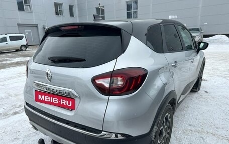 Renault Kaptur I рестайлинг, 2021 год, 1 672 000 рублей, 3 фотография