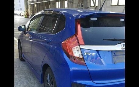 Honda Fit III, 2013 год, 1 370 000 рублей, 10 фотография