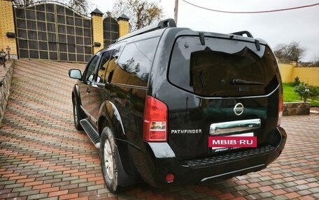 Nissan Pathfinder, 2011 год, 1 650 000 рублей, 5 фотография