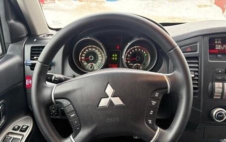 Mitsubishi Pajero IV, 2012 год, 2 600 000 рублей, 8 фотография