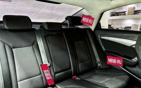 Hyundai i40 I рестайлинг, 2013 год, 1 300 000 рублей, 17 фотография